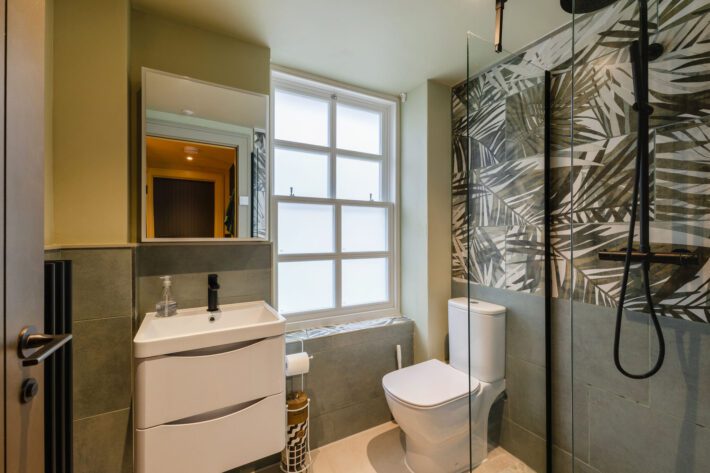 Contemporary Shower Room