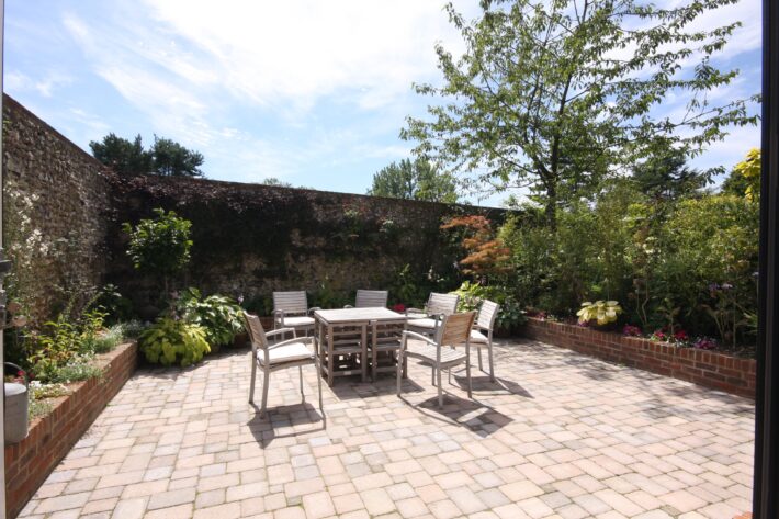 Courtyard Garden