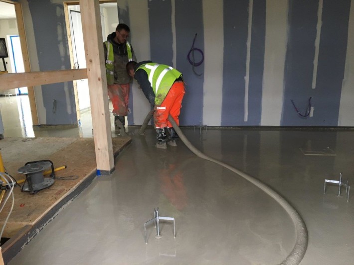 Liquid Screed0303