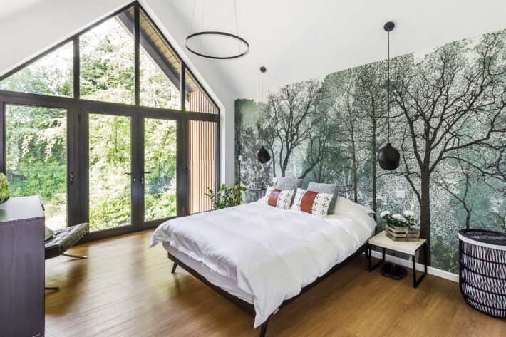 Contemporary Bedroom Decor