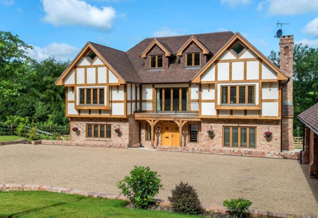 Tudor Oak Design